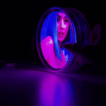 Mini Projetor de Hologramas 3D com Alto-falante Bluetooth Mil e Dois Descontos 