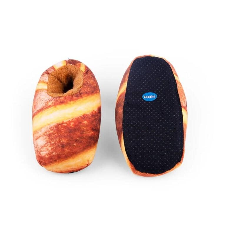Pantufas Croissant® - Pães de Pelúcia (ESTOQUE LIMITADO) Pantufas google Mil e Dois Descontos 