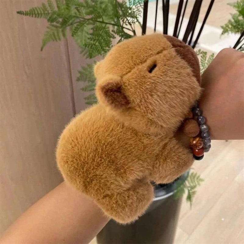 Pulseira Capivara de Pelúcia. Antialérgico! capivara Mil e Dois Descontos Uma 