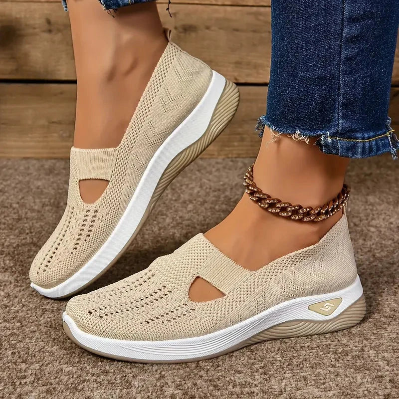 Tênis Ortopédico Ultra Comfort Calce Fácil + Palmilha Ortopédica Grátis Tênis Ortopédico Ultra Comfort Calce Fácil + Palmilha grátis Mil e Dois Descontos Bege 33 